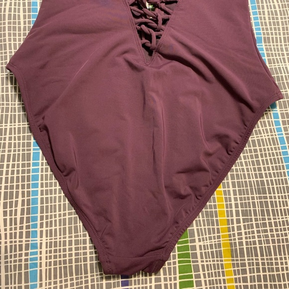 One Piece Low Back Strappy Swimsuit - - Picture 5 of 12